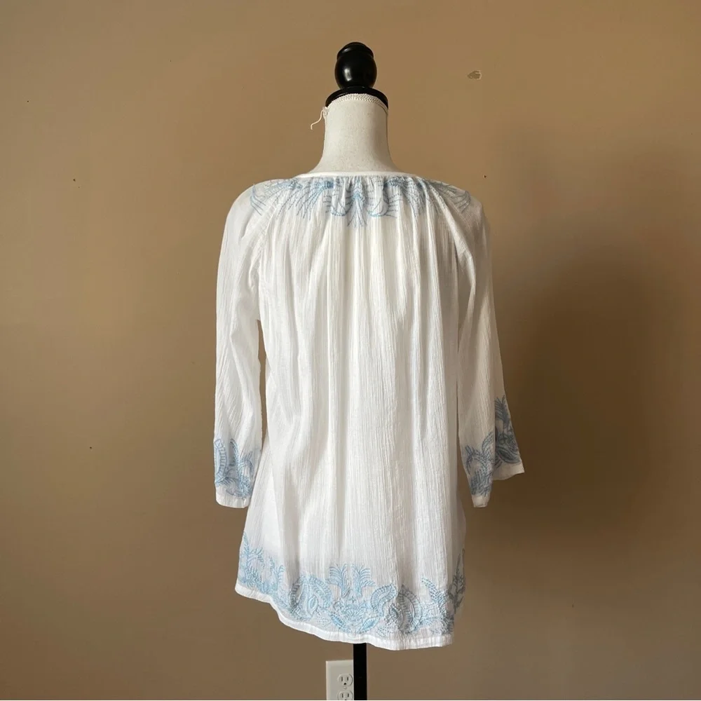 TOMMY BAHAMA | White Embroidered Boho Tunic Top Sz S - Picture 4 of 6